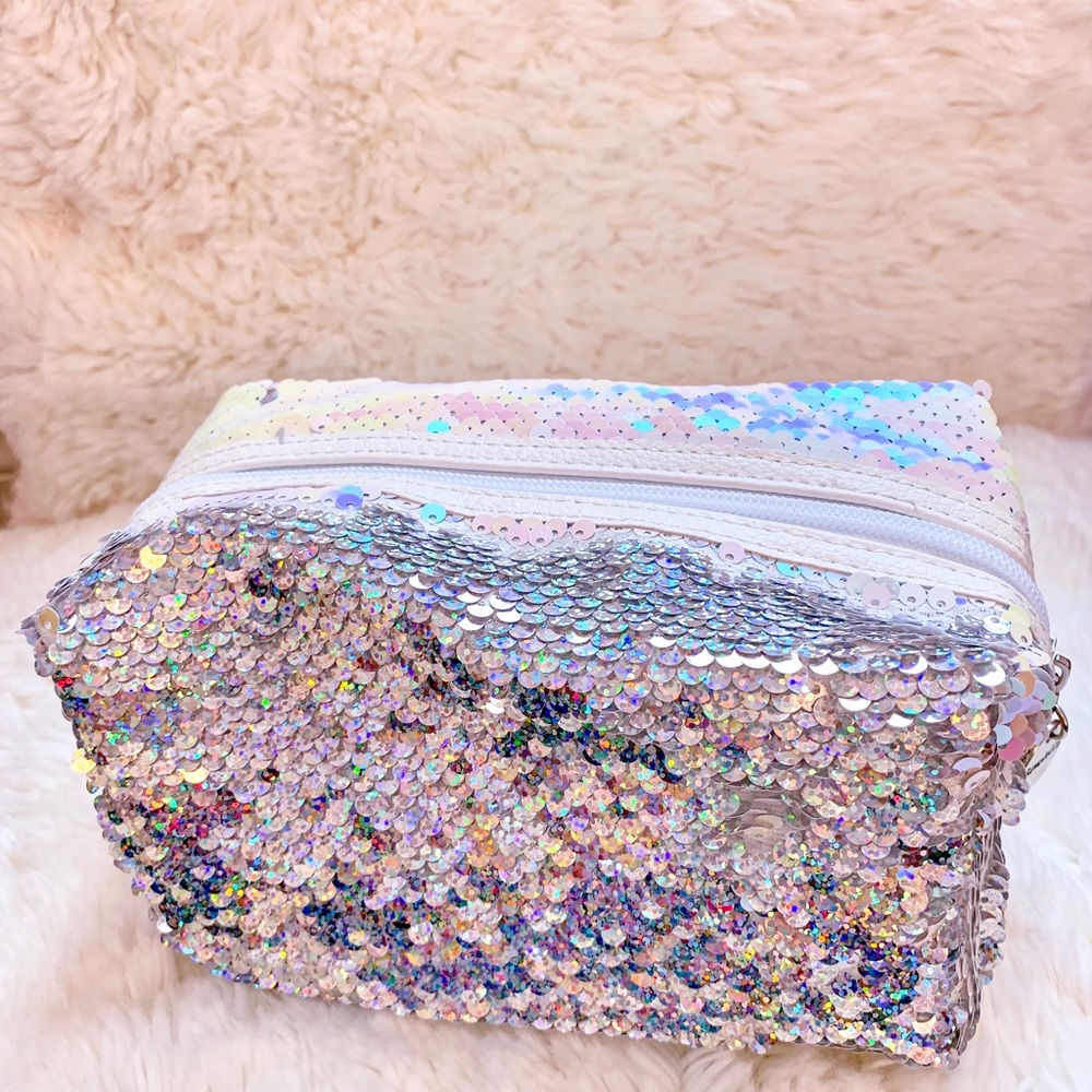 Sequined large makeup bag